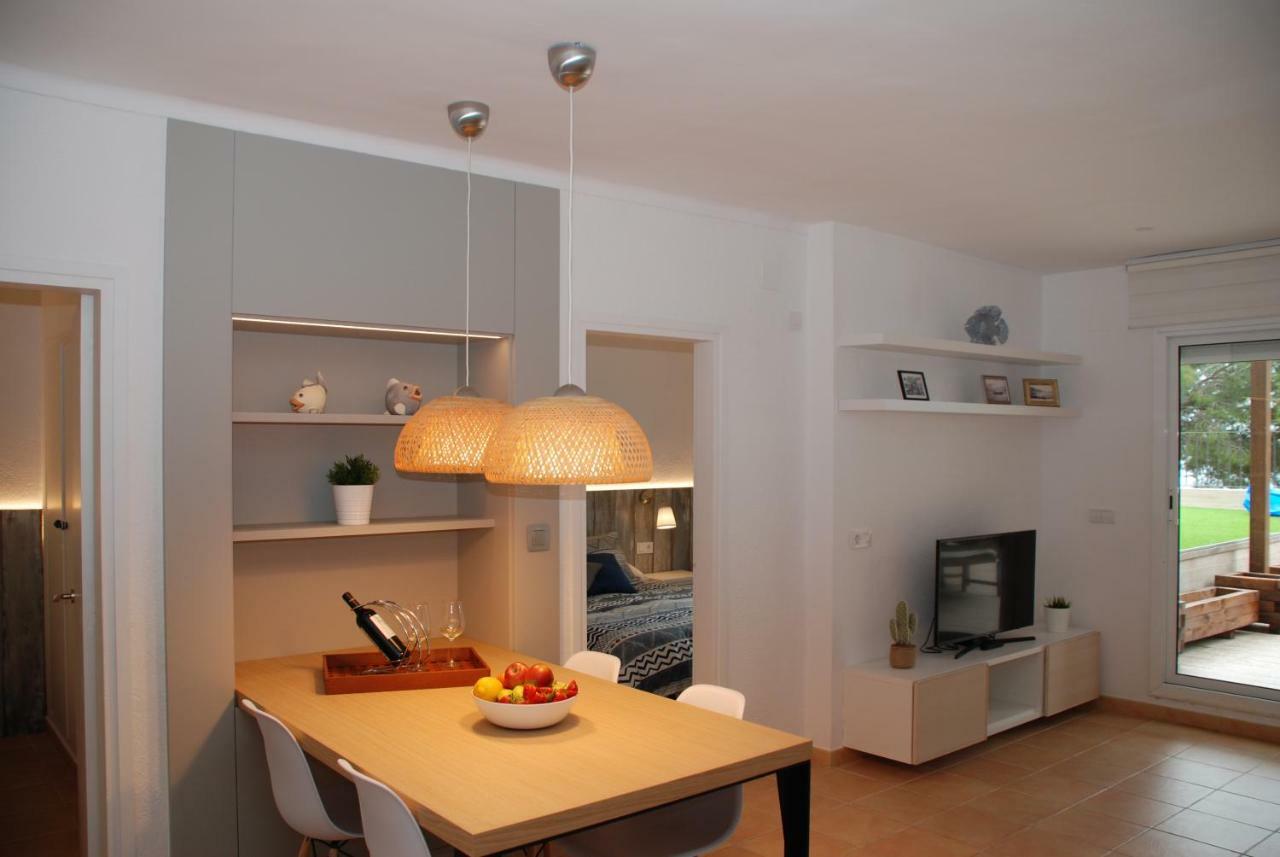 New Madrague Sun Apartment Roses Bagian luar foto