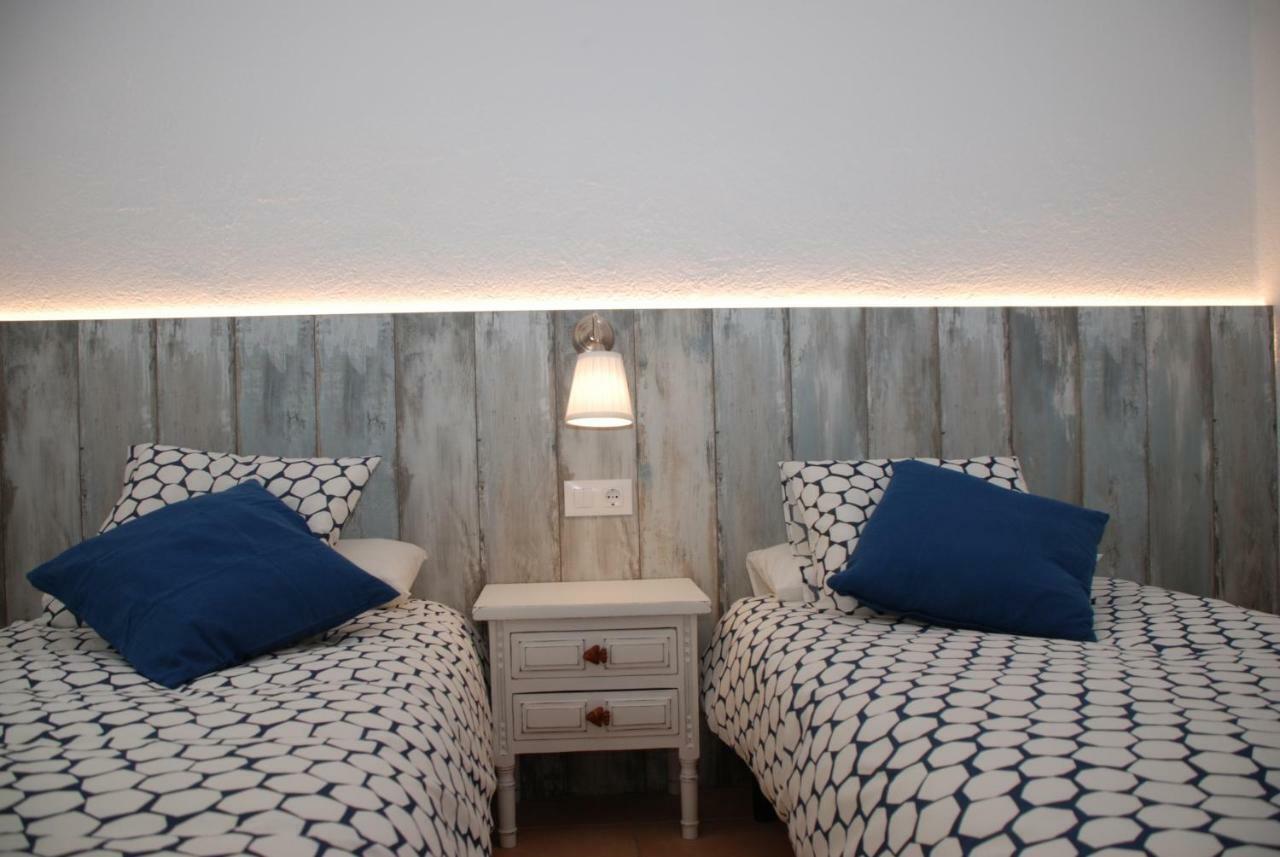 New Madrague Sun Apartment Roses Bagian luar foto