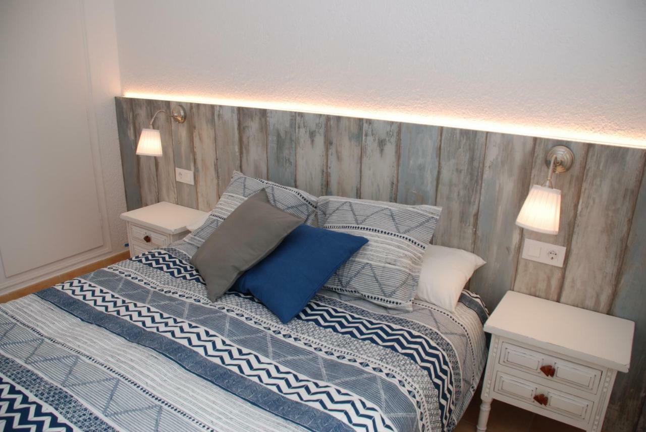 New Madrague Sun Apartment Roses Bagian luar foto