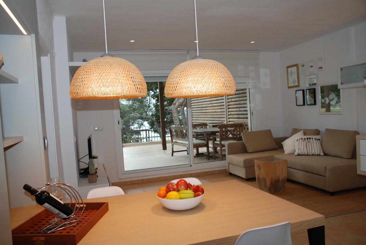 New Madrague Sun Apartment Roses Bagian luar foto